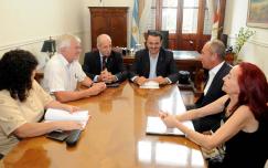 Convocatoria del Ejecutivo a la Comisión Técnica de la Paritaria Central