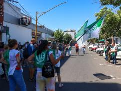 Paro con asistencia y jornada de protesta en la Secretaría de Niñez