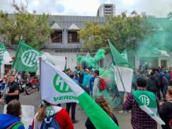 Secretaría de la Niñez: masivo acatamiento a la medida de fuerza en toda la provincia