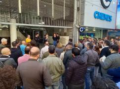 Masiva asamblea del SPI