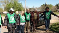 PARTICIPAMOS DE UN ABRAZO SIMBÓLICO AL CENTRO DE SALUD LAS DELICIAS