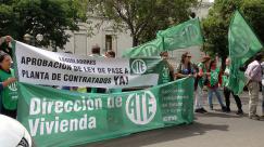 No se reunió la Comisión de Constitucionales y se movilizarán los contratados