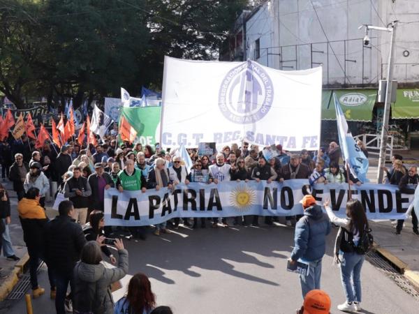 santa-fe-con-cristina-y-en-defensa-de-la-democracia
